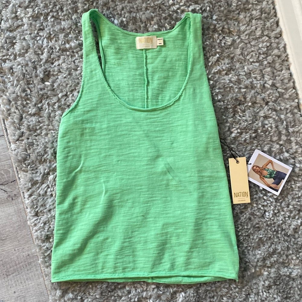 Reposhing NWT Nation LTD tank Small